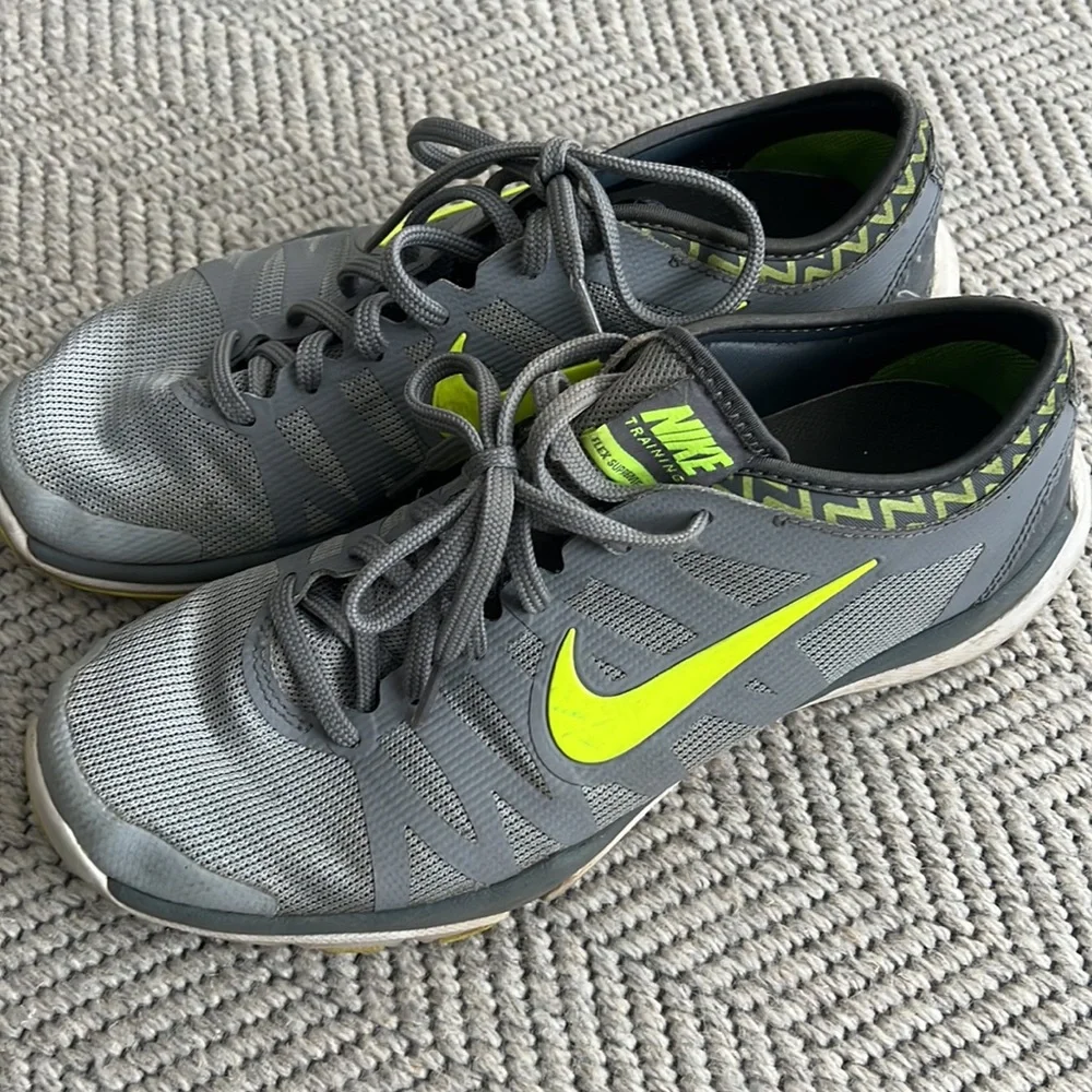 Nike excellent just